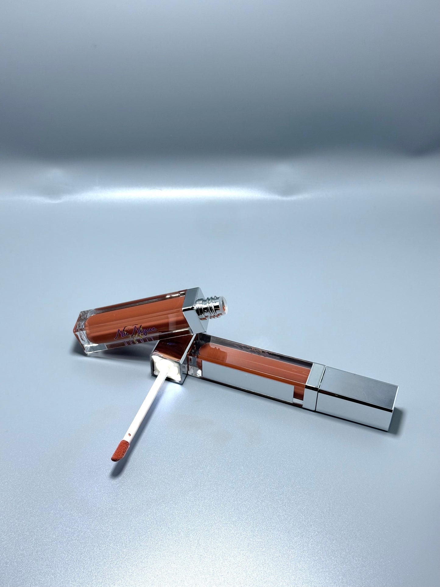 Nu’Nique LED/Mirror Lip Gloss