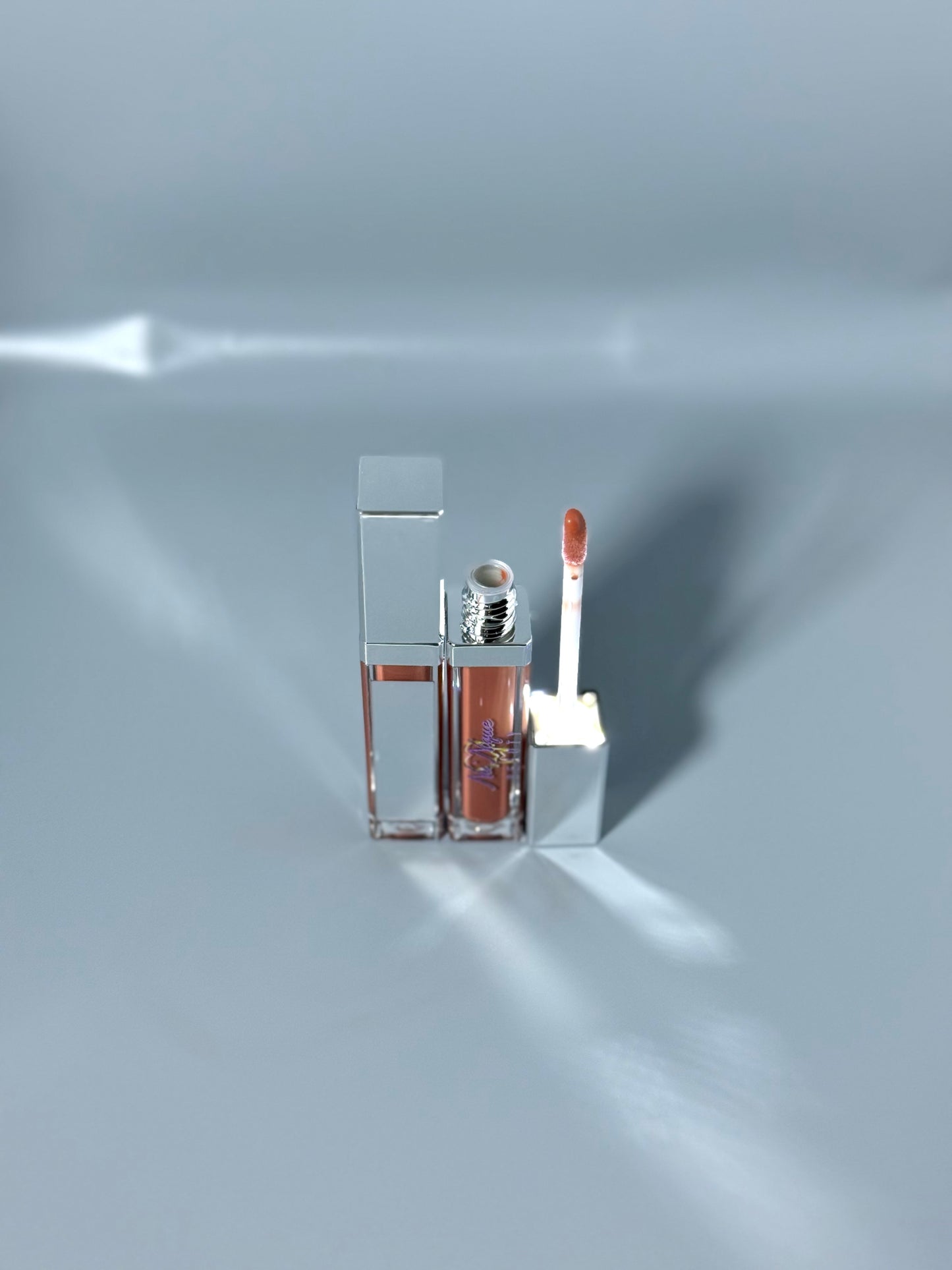 Nu’Nique LED/Mirror Lip Gloss